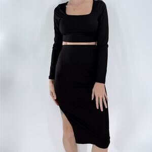 Women’s Black Long Sleeve Crop Top & Midi Skirt Set Size Small